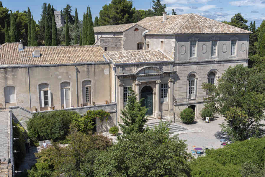 Francia - Villeneuve Lez Avignon 020 - abadía Saint-André.jpg